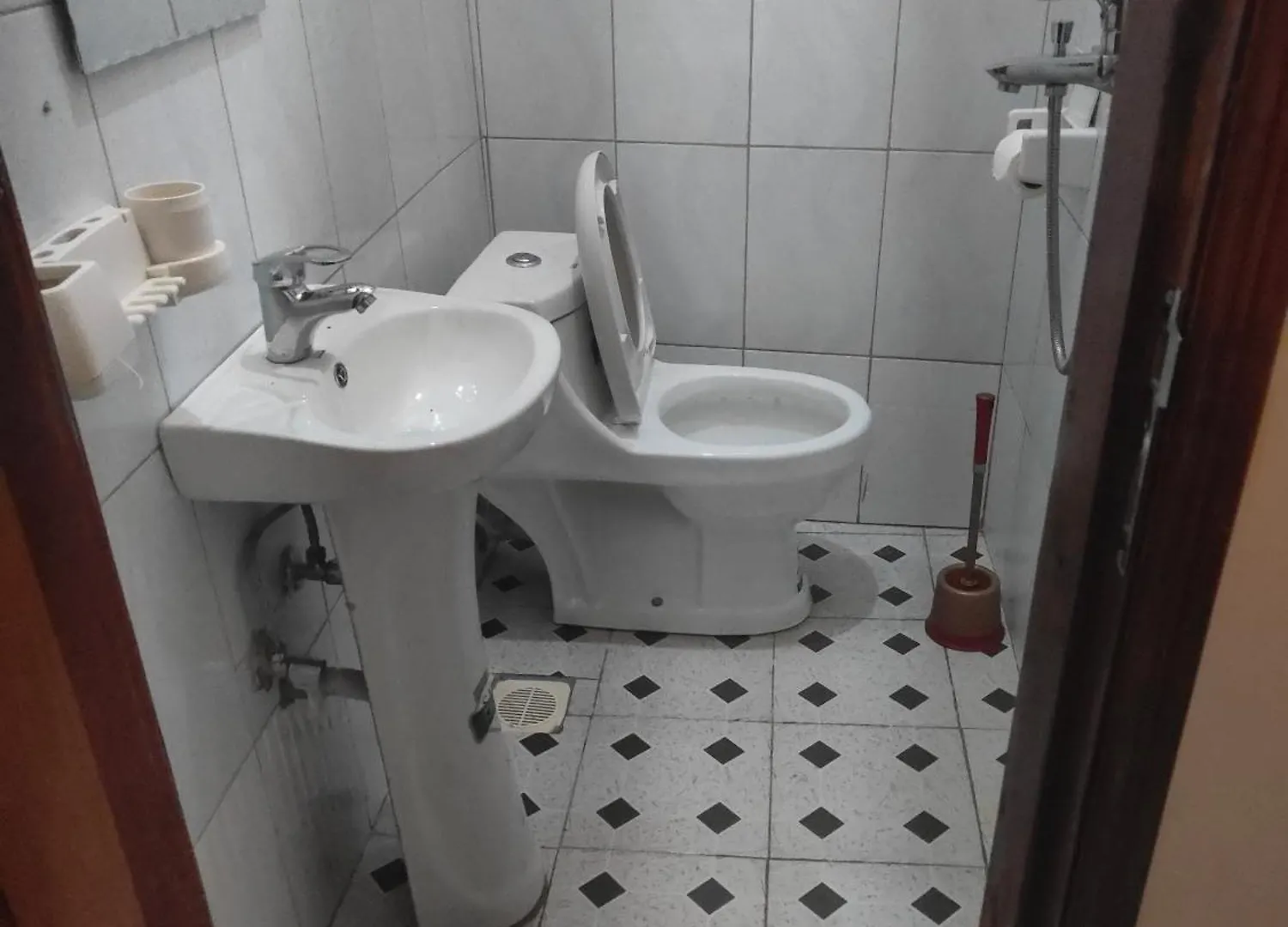 Nidasha Guest House Kampala