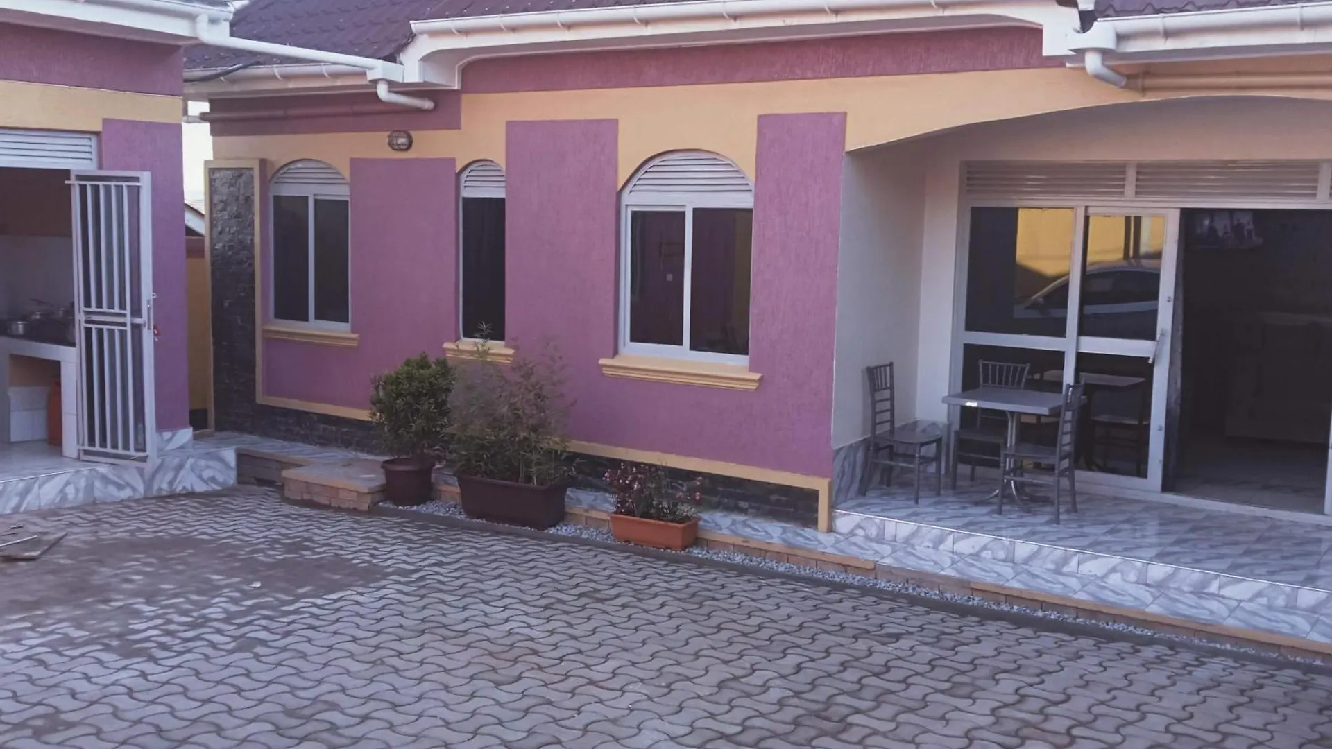 Nidasha Guest House Kampala Uganda